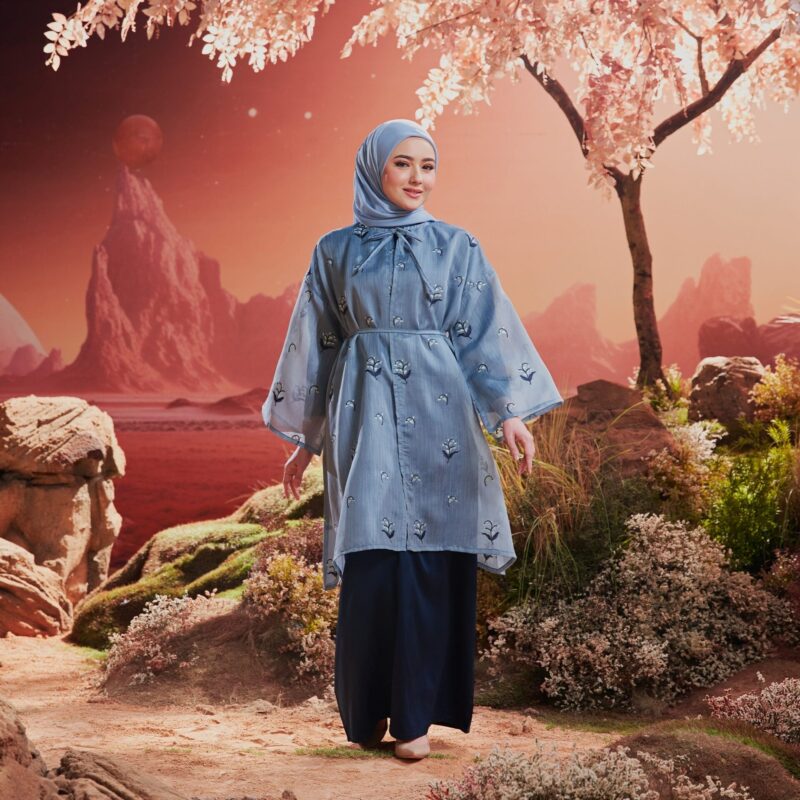 Liana - Platinum Blue