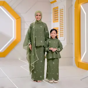 Bulan Bintang 2026 Astra - Moss Green