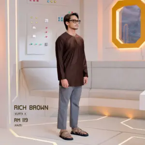 Kurta A - Rich Brown