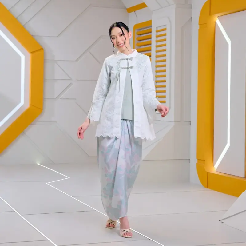 Seline - Off White